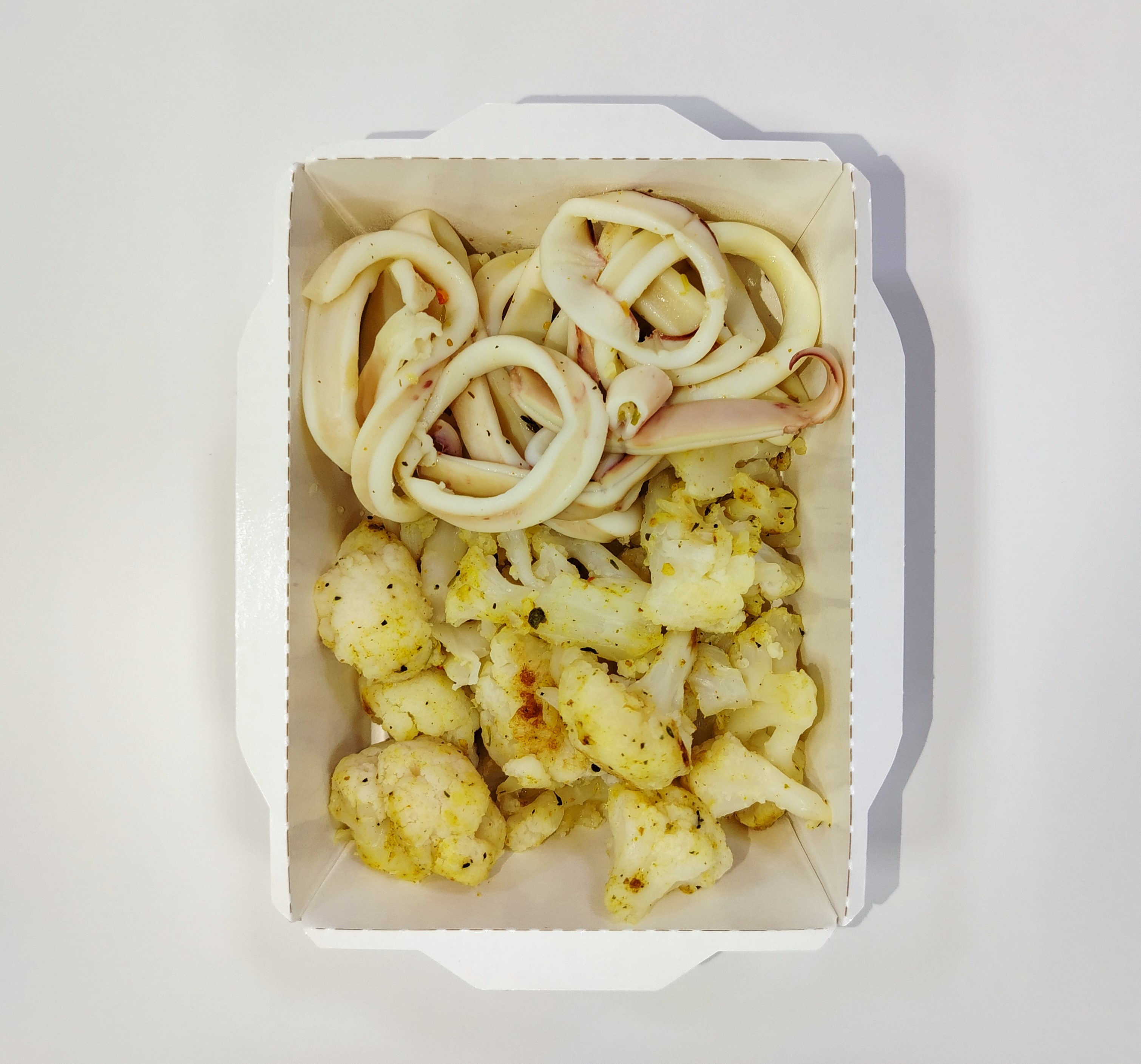Кальмар с цветной капустой