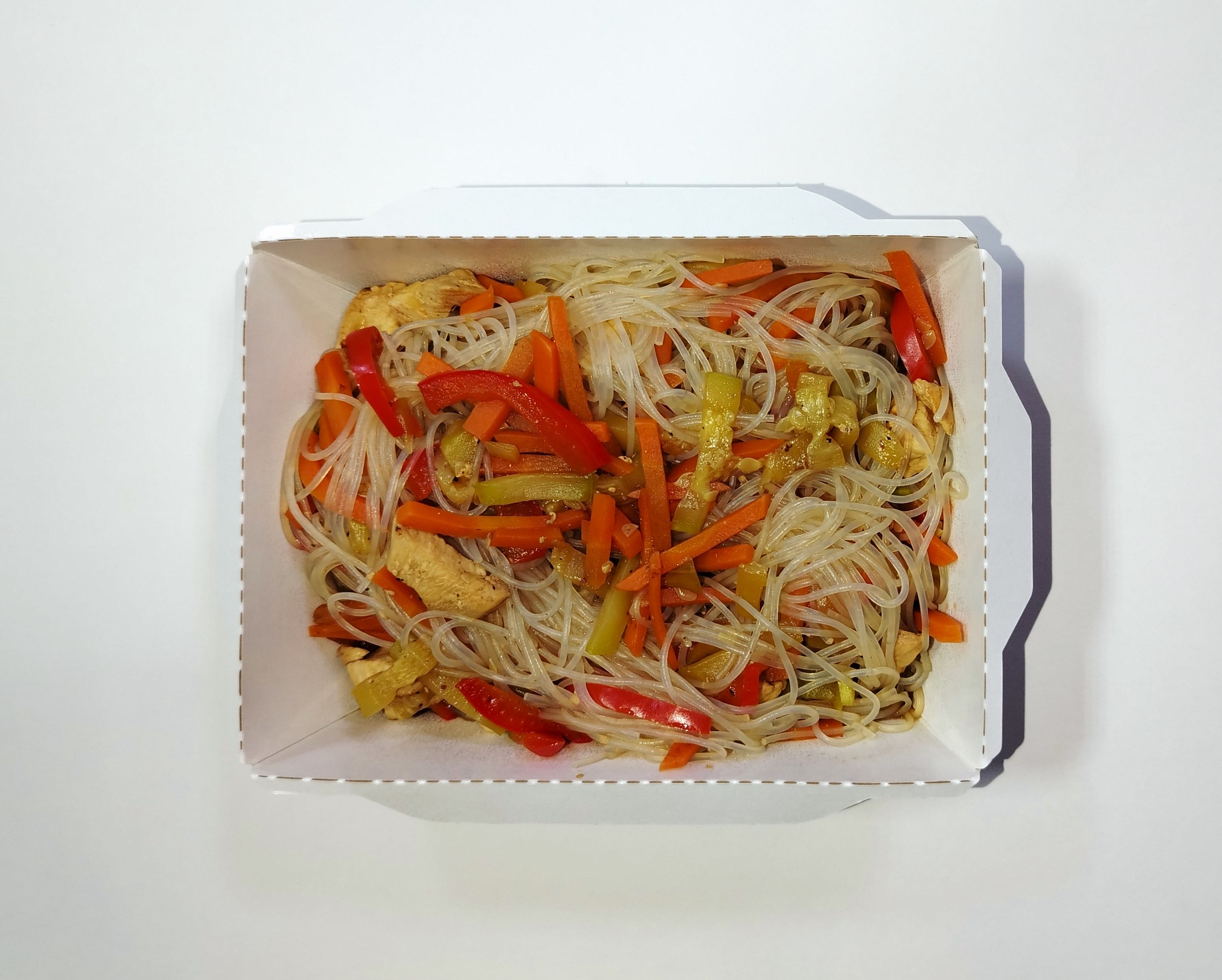 Рисовая лапша с овощами
